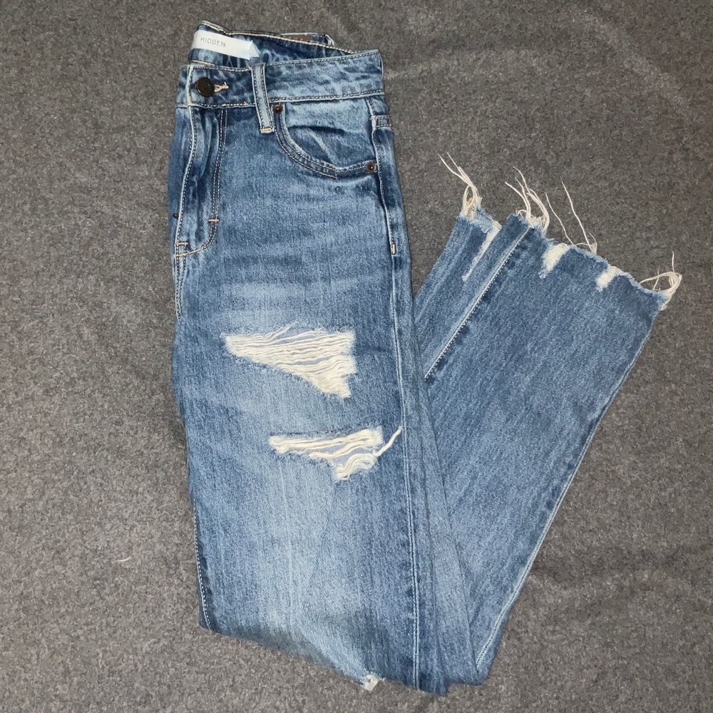 Hidden Jeans